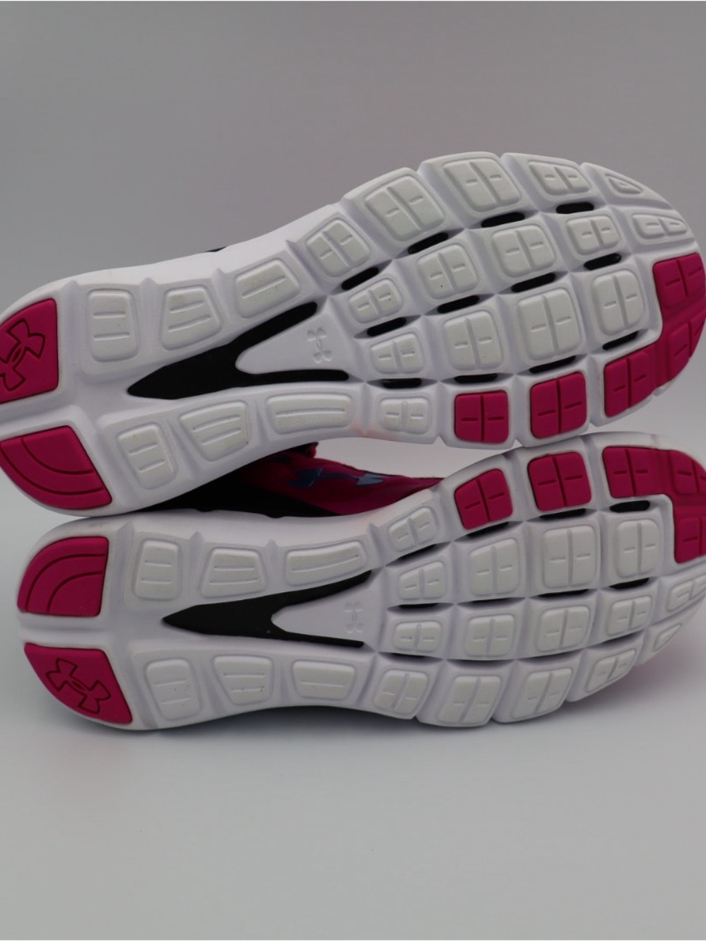 Under Armour Pink & Blue Woman’s Athletic Sneakers size 8.5 - Picture 2 of 9